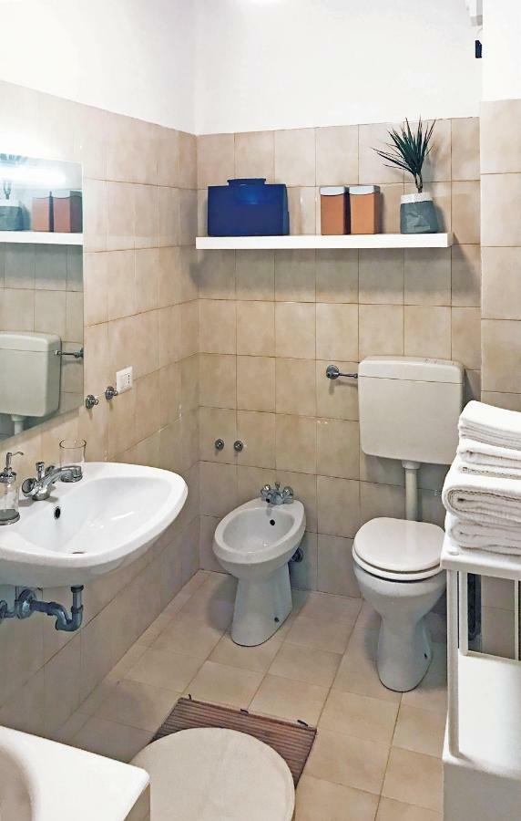 Iris Home Côme Extérieur photo
